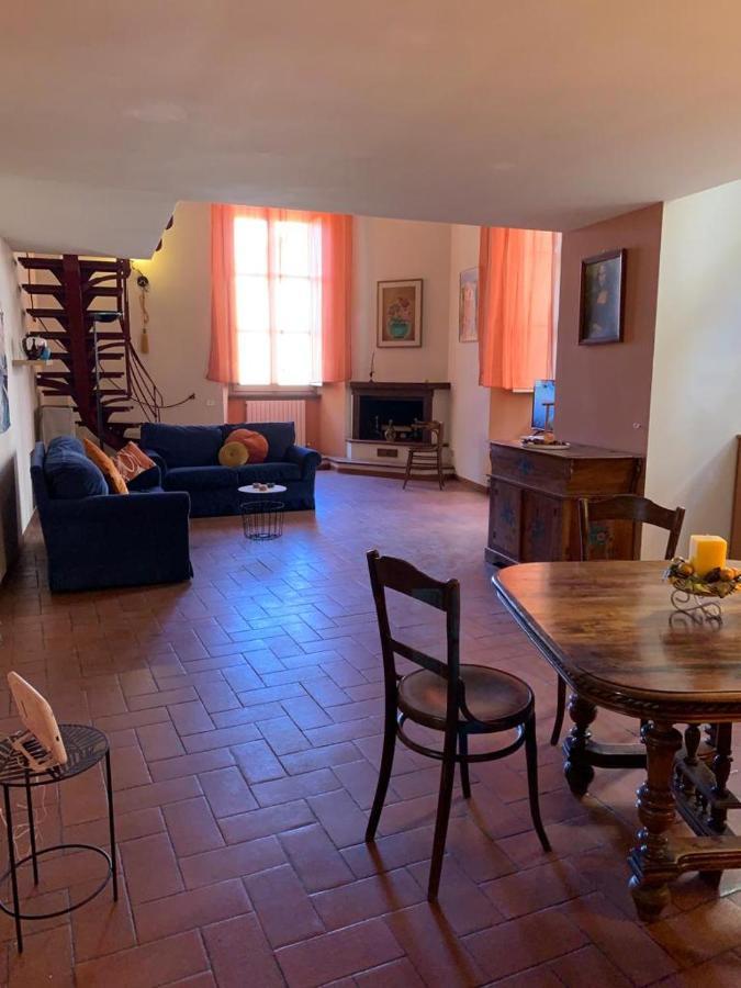 Appartamento Central Palace Сполето Екстериор снимка