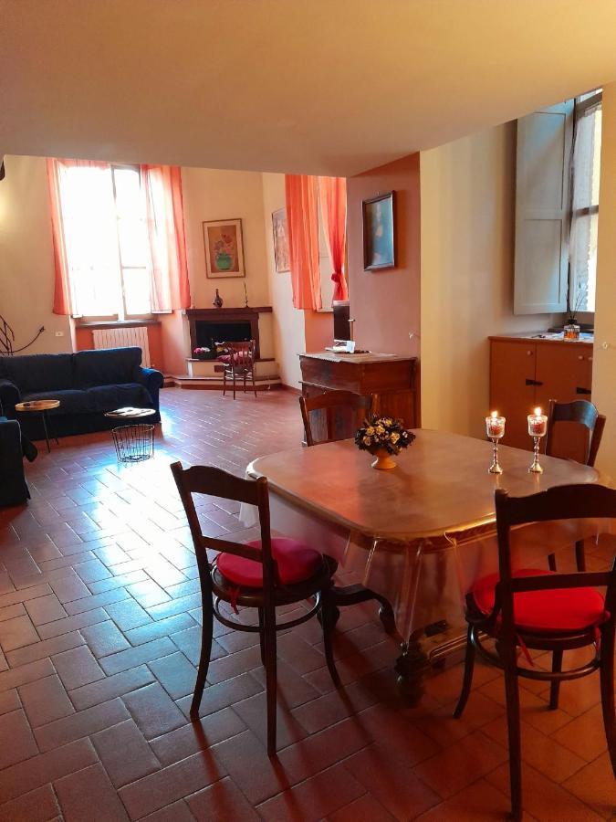 Appartamento Central Palace Сполето Екстериор снимка
